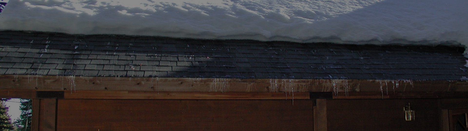Roof de-icing systems